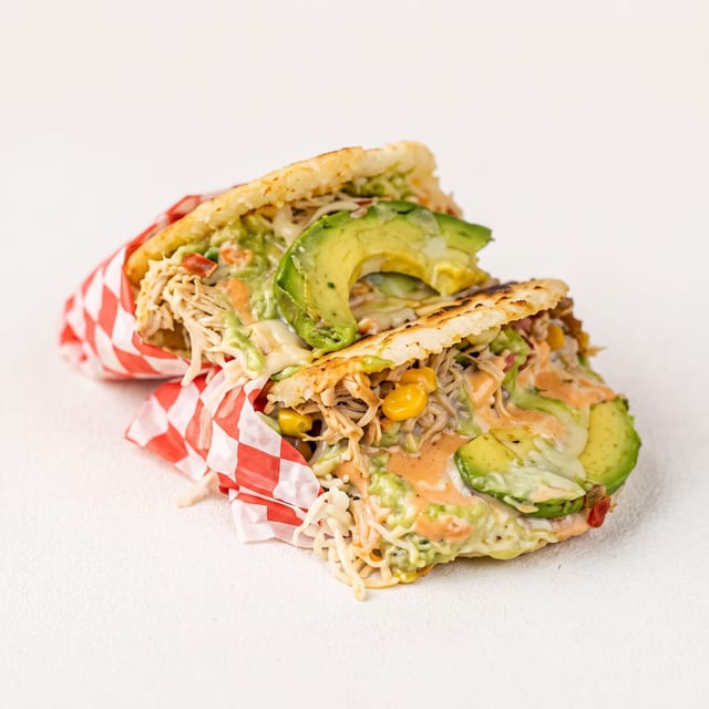 Stuffed Arepa (Arepa Rellena).